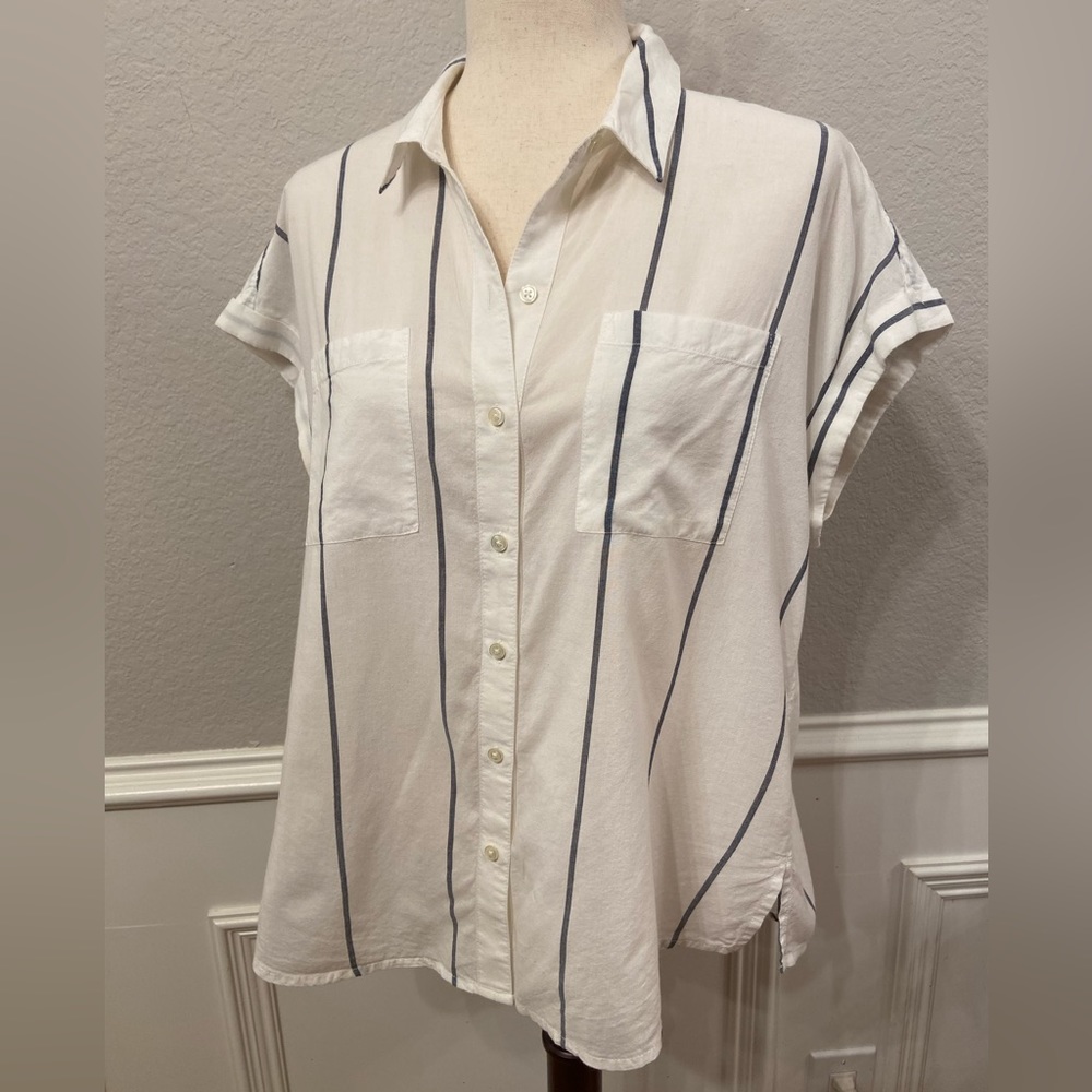 LUCKY BRAND Striped Button-Down Split Open Back Size Medium